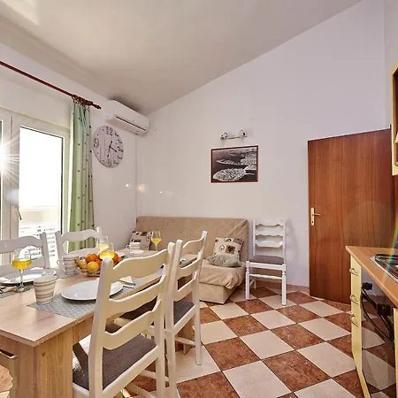 Proto Appartamento Primošten